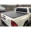 Крышка Toyota Hilux 2006-2025 жёсткая трёхсекционная рис.1